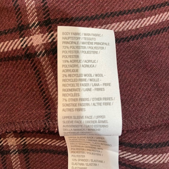 Lisa Rinna Collection, open front, plaid jacket with faux leather sleeves. XS - Picture 7 of 13